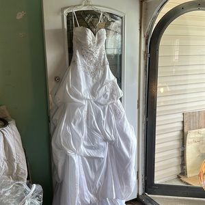 ANDY ANAND WEDDING DRESS